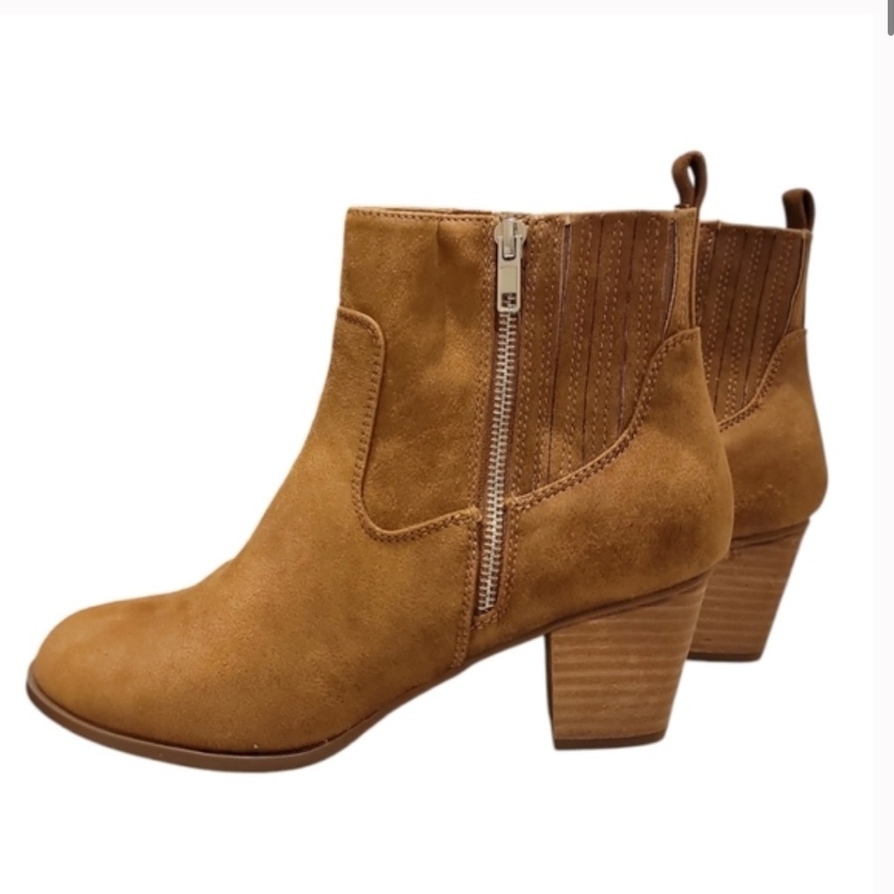 DV Dolce Vita Caitie Ankle Bootie